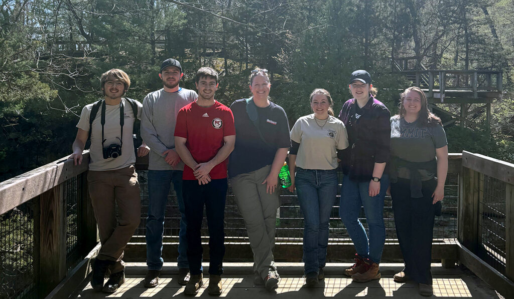 Dr. Samantha Kahl '04 explored Starved Rock State Park