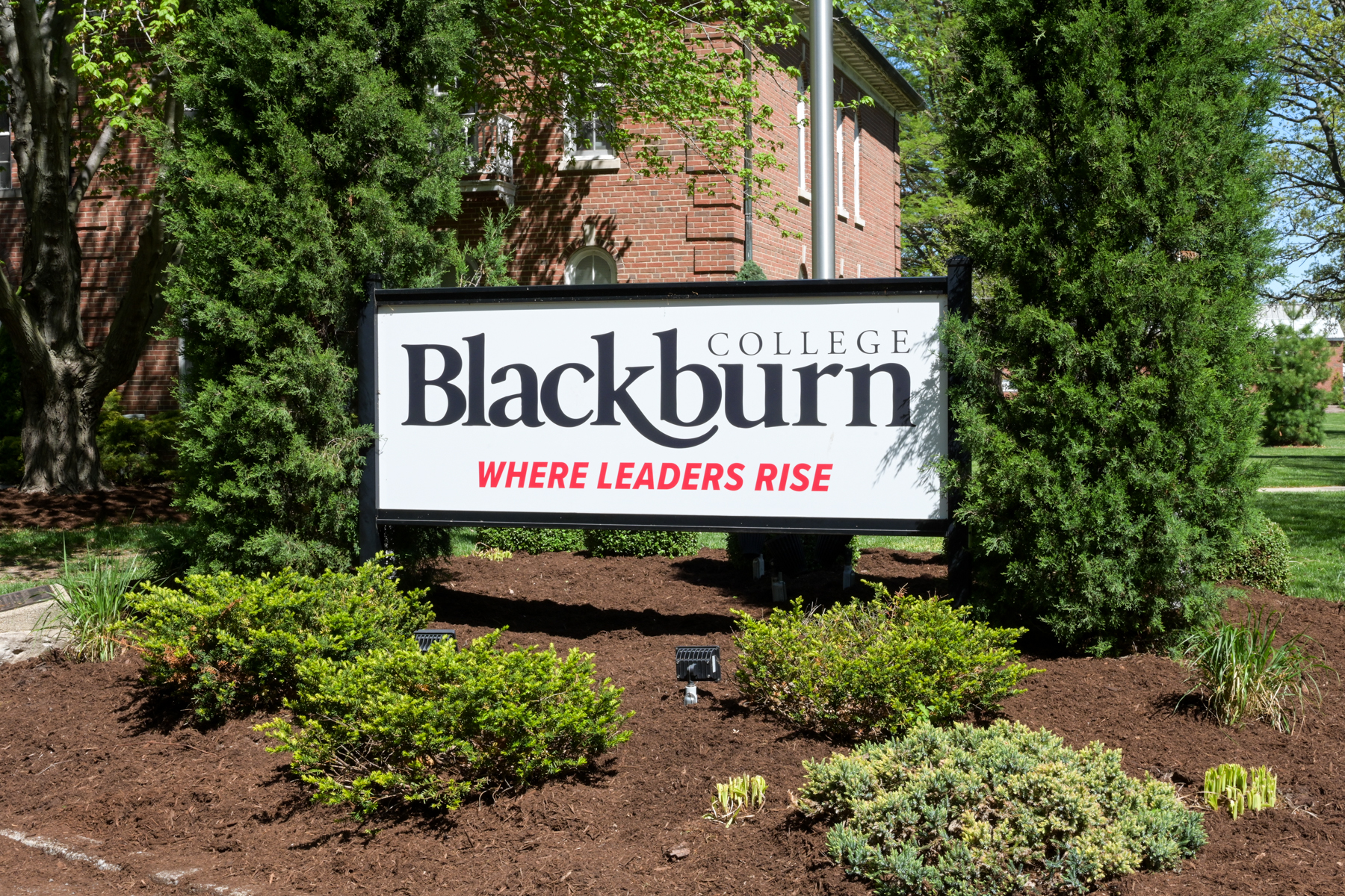 Blackburn College Ludlum Sign - Where Leaders Rise